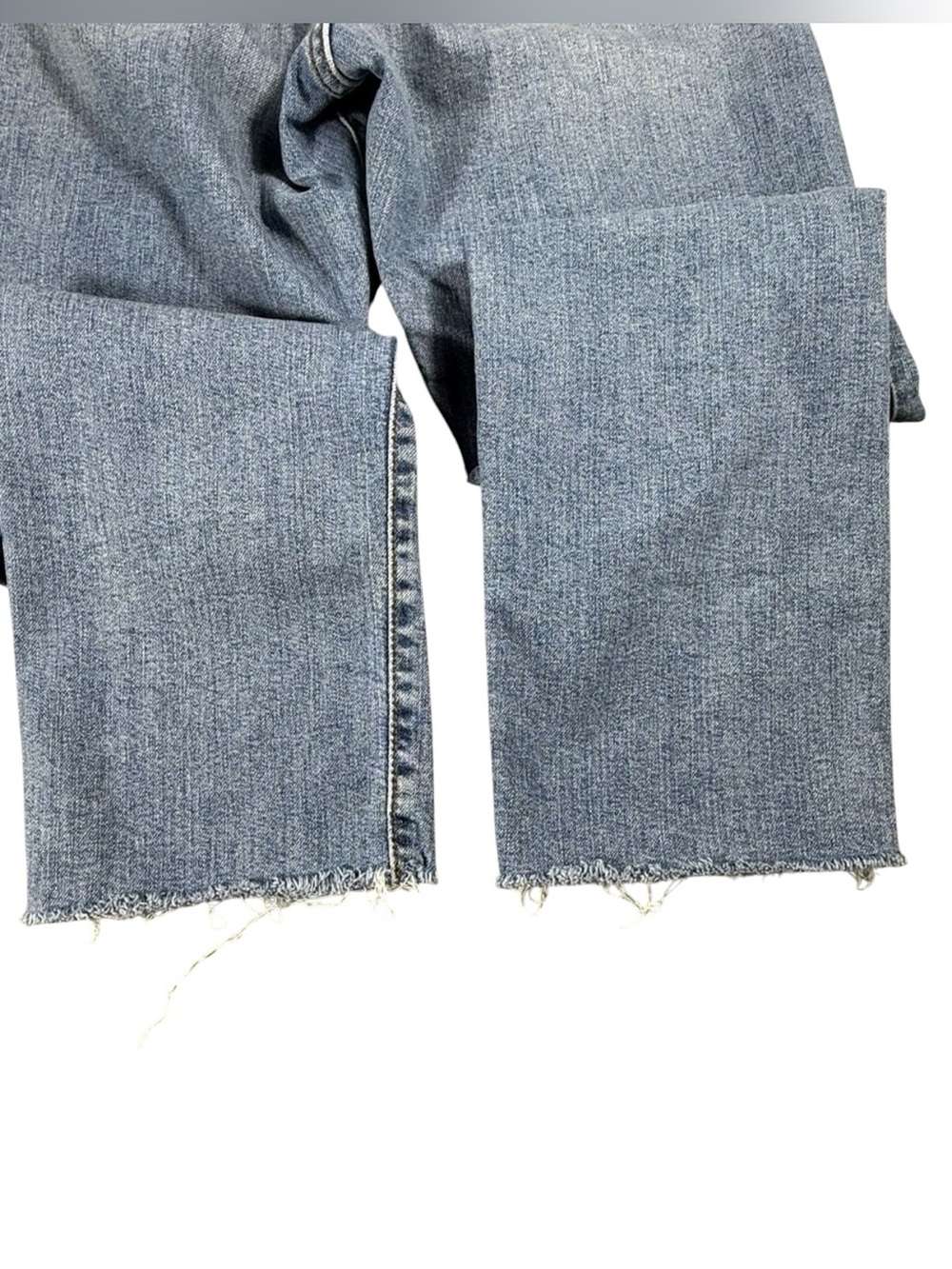 Levi’s Wedgie Straight Jeans Light Wash Distressed High Rise 30x28 - Picture 6 of 9